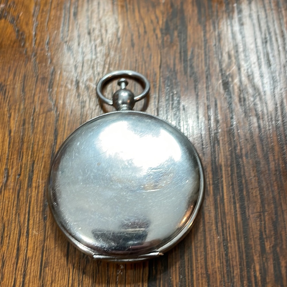 ❌SOLD❌ Vintage Silver Compass that still works - Picture 2 of 4
